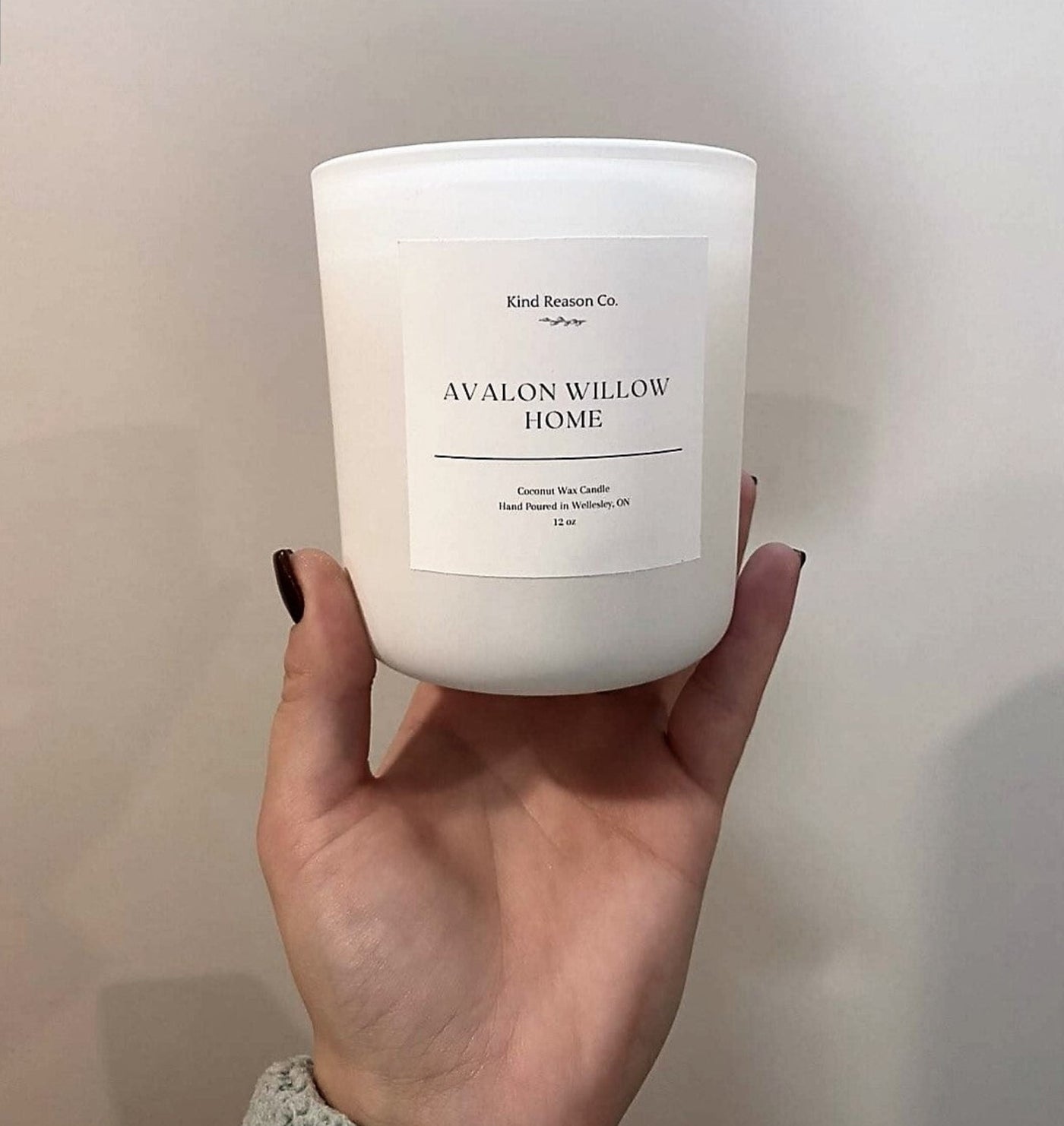 Avalon Willow Home Candle: Toxin-Free, crafted with all-natural ingredients