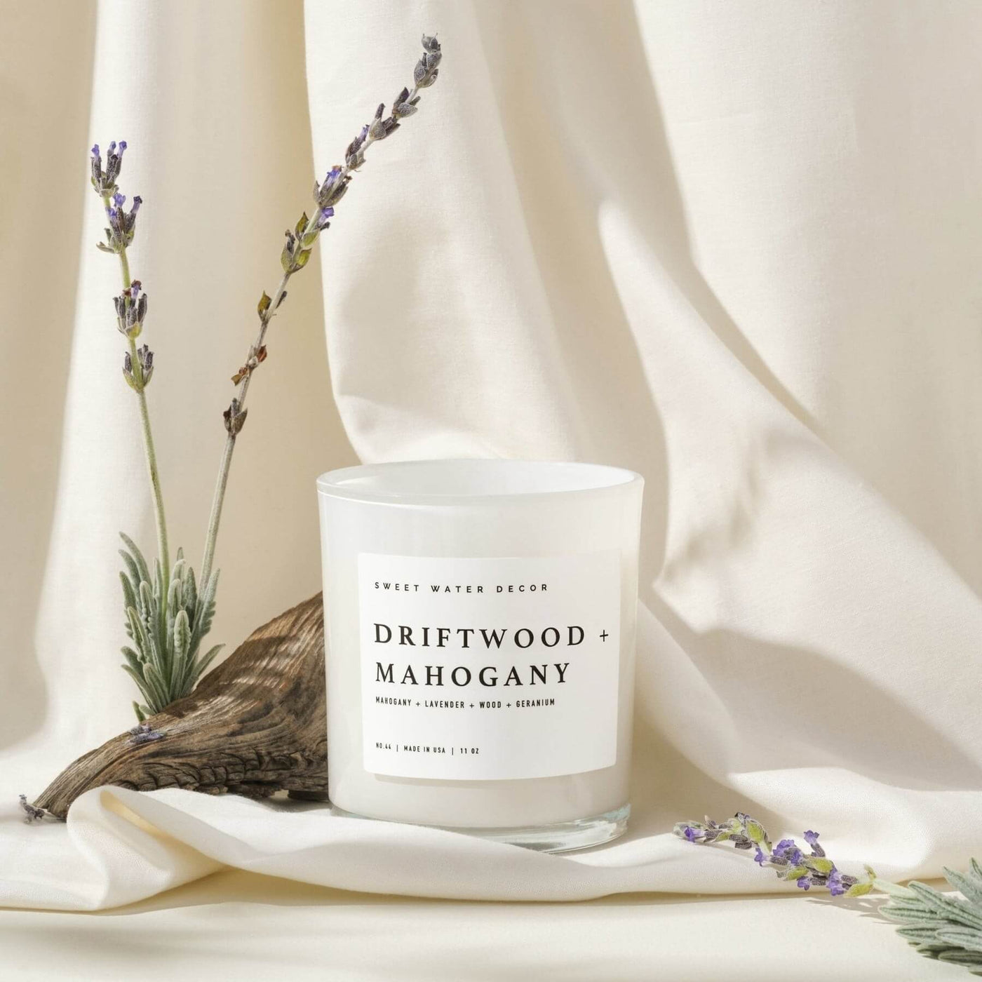 C044WW Driftwood & Mahogany 11oz White Soy Candle