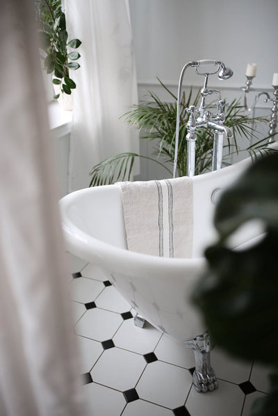 Casa Linen Tea Towel – Use as bathroom guest towel. Soft, Durable, Lint-Free