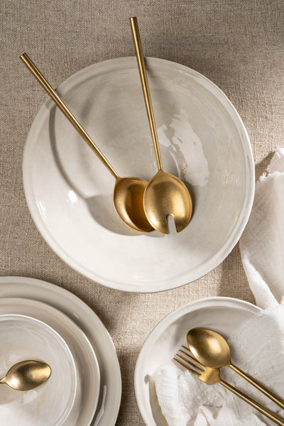 Simple farm-style, Highland round serving bowl 