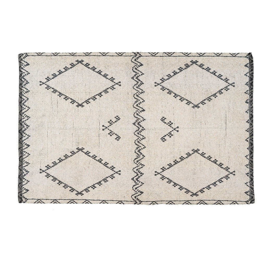 Indaba's Mirabel rug, 4x6 SKU 1-3417