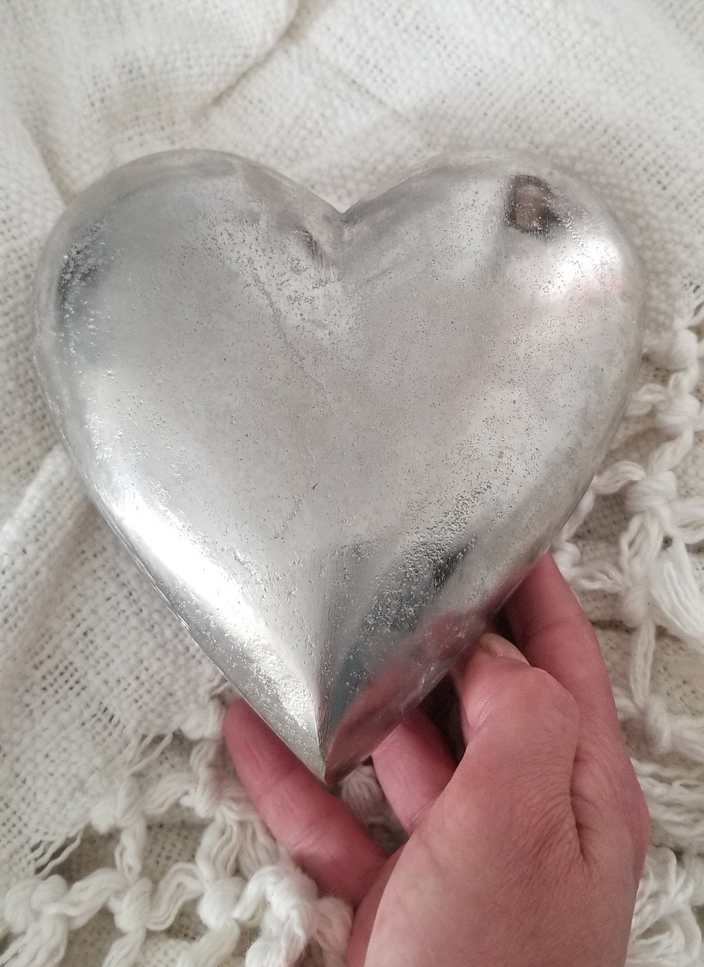 Silver Heart Décor