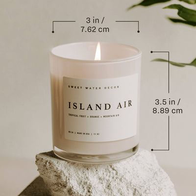 Dimension 3" by 3.5" of 11oz soy candle (Warm & Cozy)