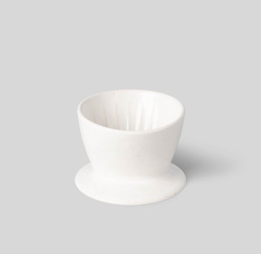 Manual stoneware coffee dripper