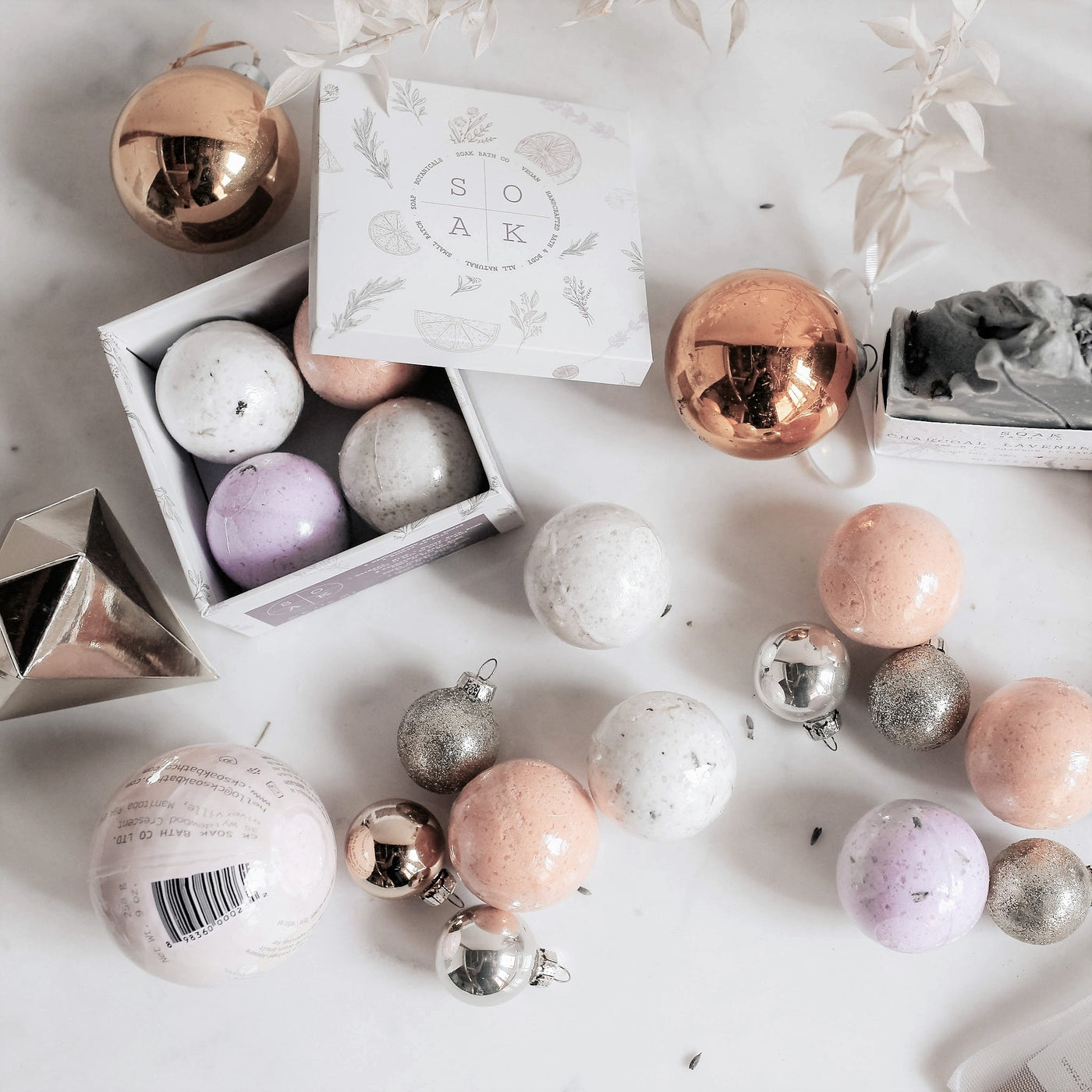 the perfect Christmas gift, bath bombs and soap bars